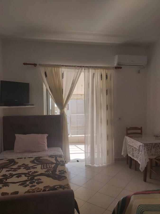 Mona'S Apartments 1 Sarande Exterior photo